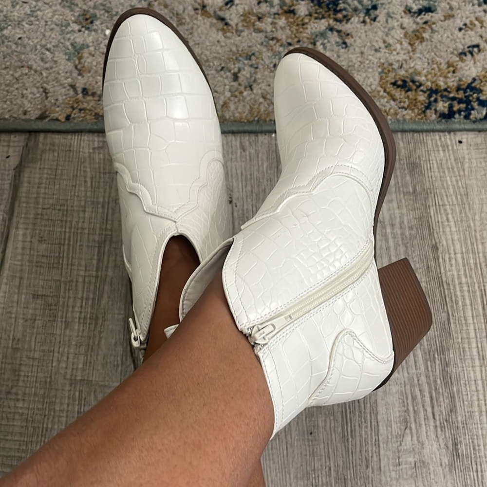 Sugar Boots